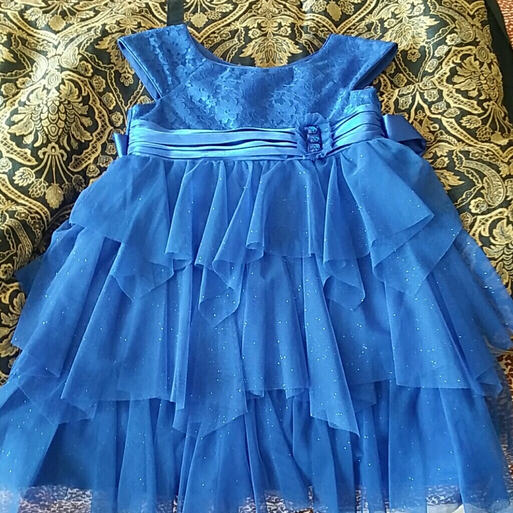 Girl dress
